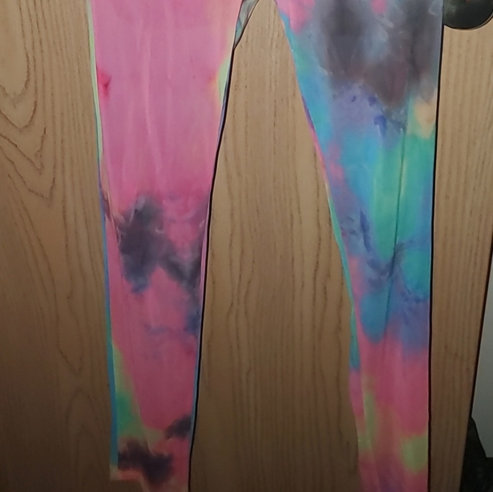 Tie Die Set View 4